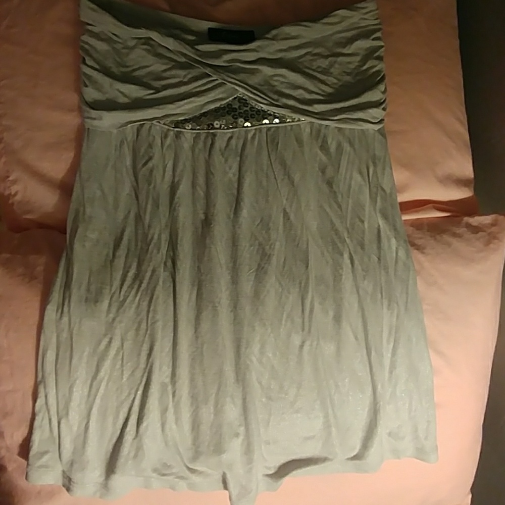 Express sleeveless top